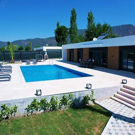 Hotel Turunc 2 4*