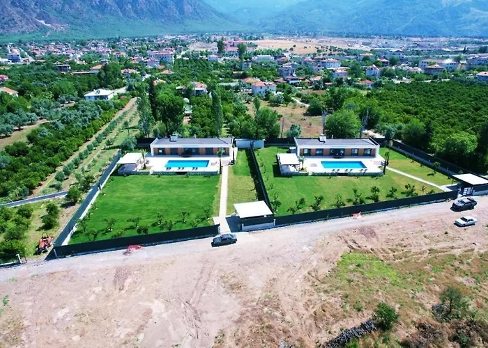 Turunc 2 Hotell 4*